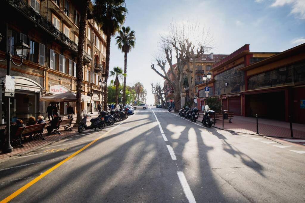 Grand Central Ventimiglia - Wifi & Parking Exterior photo